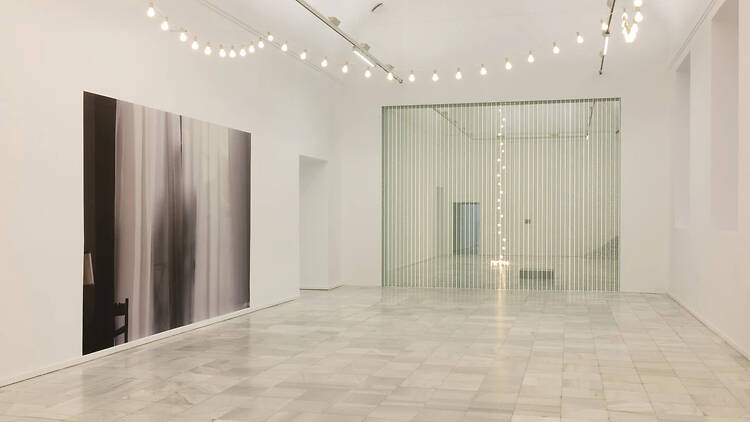 Vista de la exposición 'Felix Gonzalez-Torres. Dulce venganza'. Museo Reina Sofía, 2026