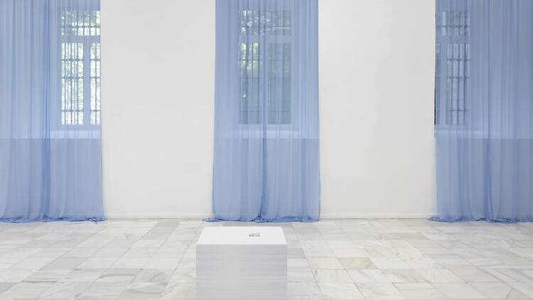 Vista de la exposición 'Felix Gonzalez-Torres. Dulce venganza'. Museo Reina Sofía, 2026