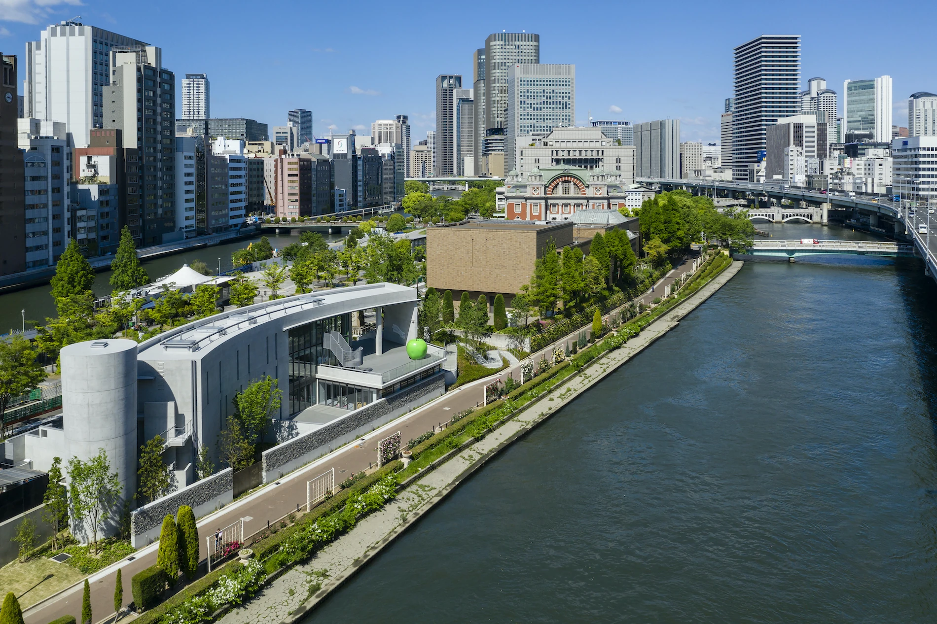 Nakanoshima Children&rsquo;s Book Forest