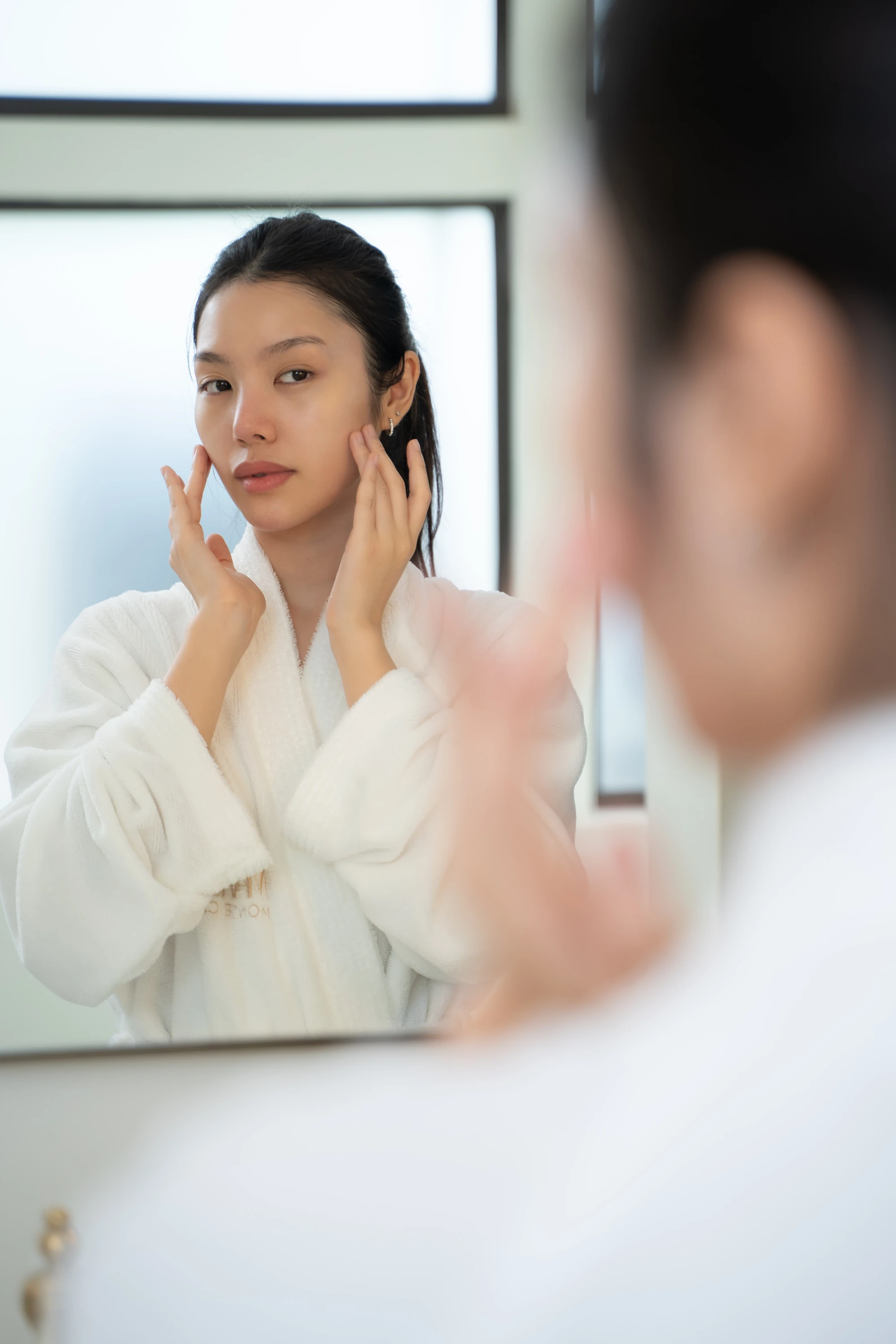 Private luxury facial at Seren Le Moment atelier in Thonglor, Bangkok