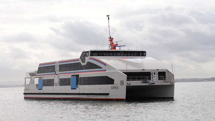Embarcação da Transtejo