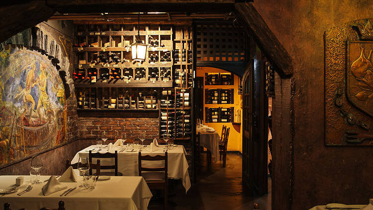 Beppi's dining room
