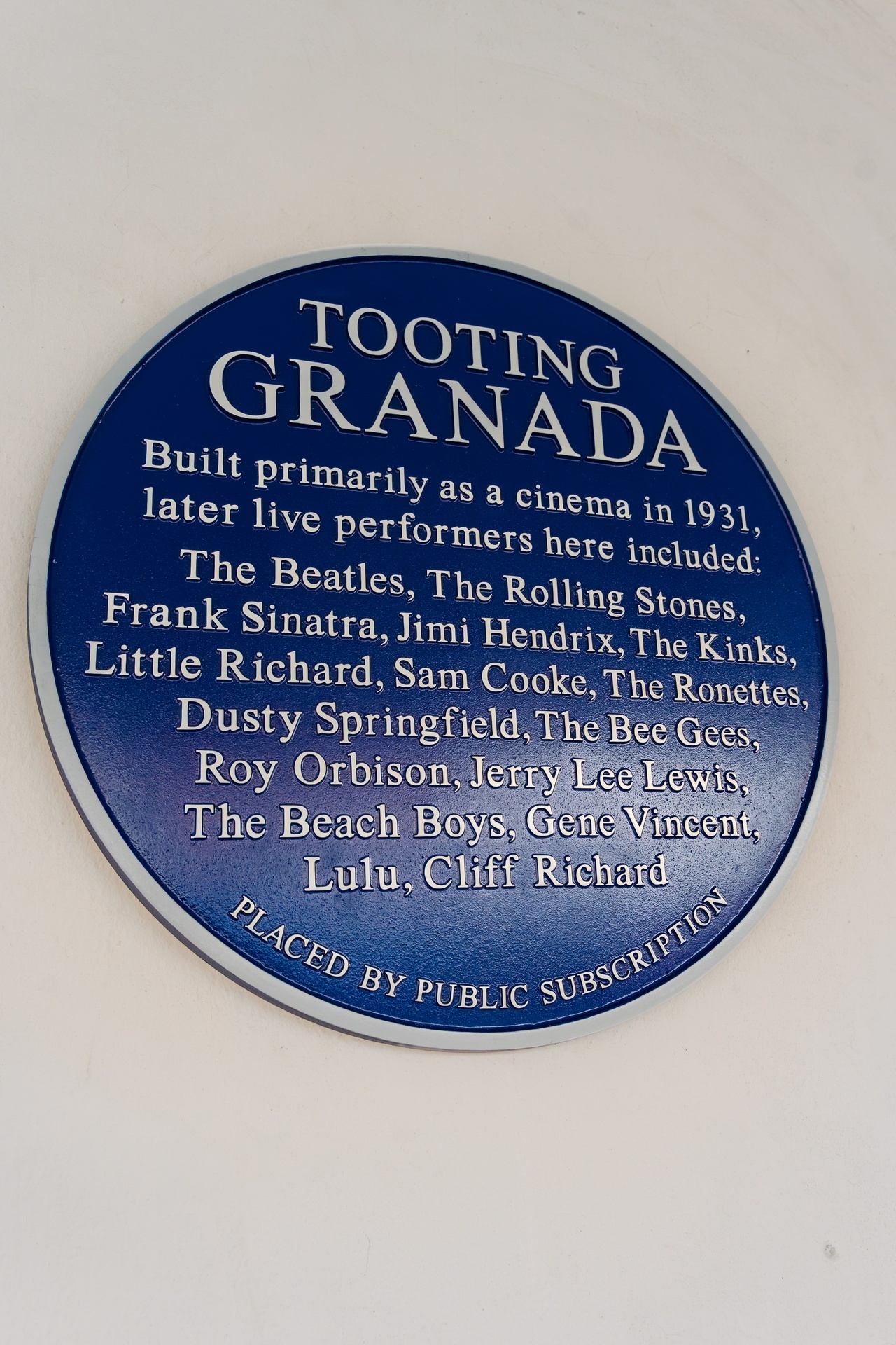 Blue Plaque reveal at Buzz Bingo Tooting