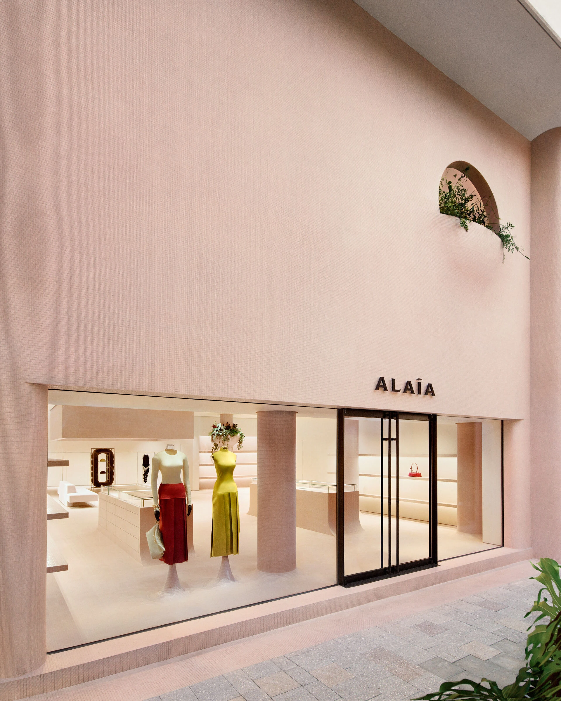 Ala&iuml;a's Miami boutique.