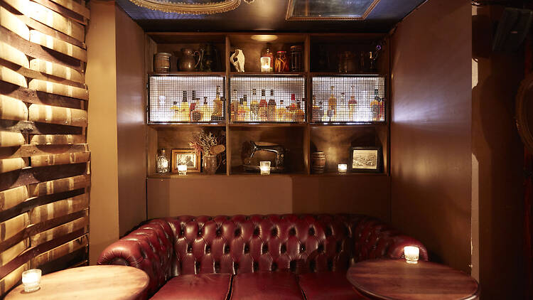 Inside Stitch Bar
