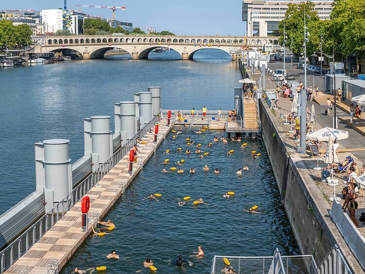 À Paris, on peut de nouveau piquer une tête dans la Seine à partir de samedi !