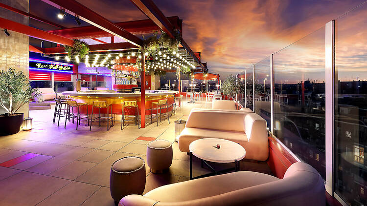 RT60 Rooftop Bar