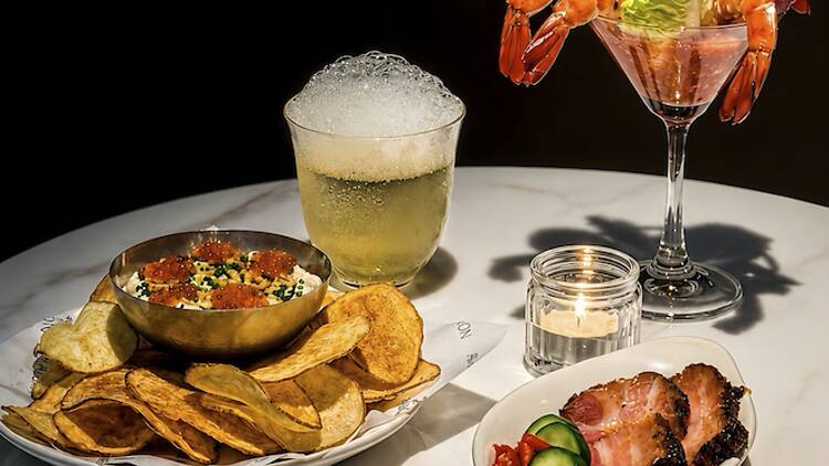 Take 5 live music bar opens in Central