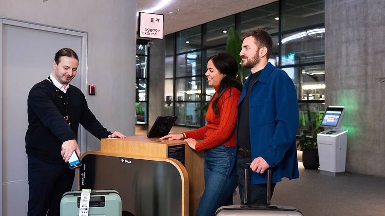 10:30 – Traveling with checked luggage? 10:30 – Traveling with checked luggage?