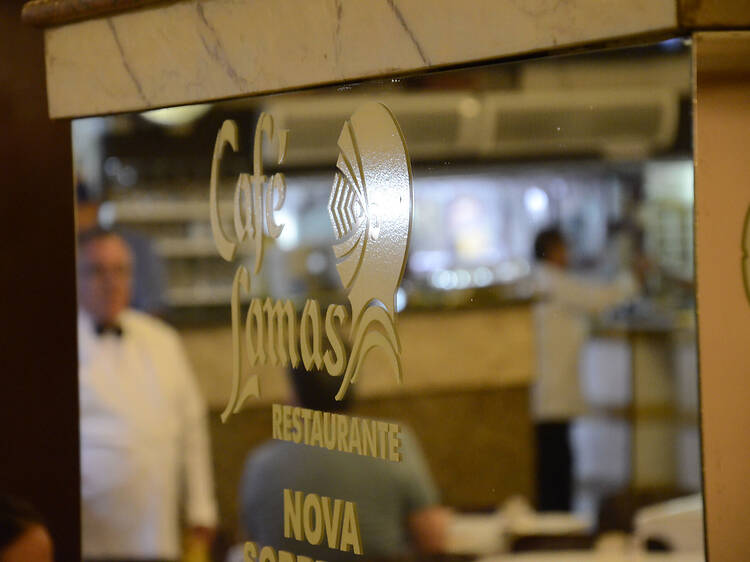 Vamos ajudar o Lamas? O clássico sofreu um incêndio e lançou uma vaquinha para se reerguer Vamos ajudar o Lamas? O clássico sofreu um incêndio e lançou uma vaquinha para se reerguer