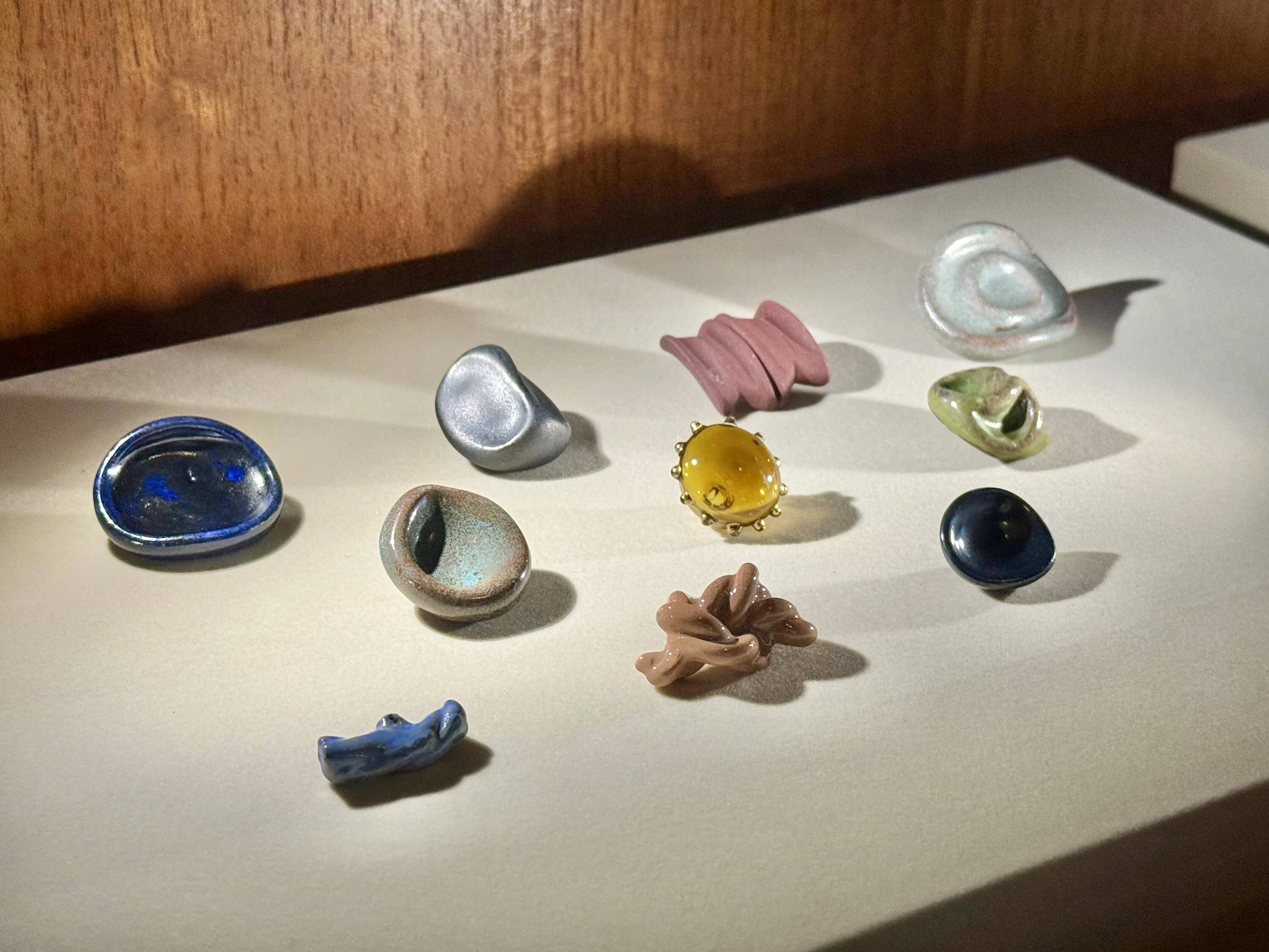 ルーシー・リー展―東西をつなぐ優美のうつわ―