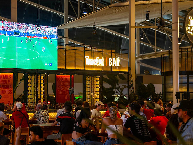 Ver el Mundial en pantalla grande en el Time Out Market
