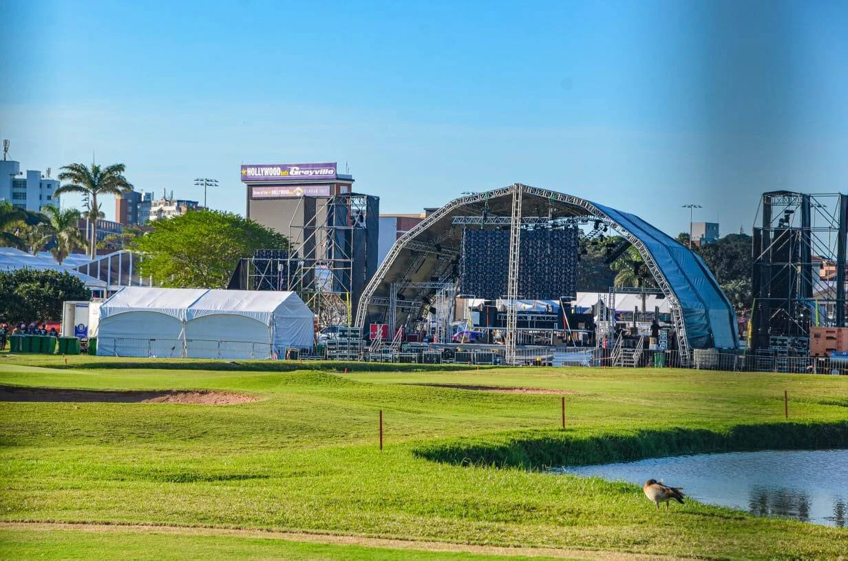 Durban is ready to welcome thousands of visitors for the 2026 Hollywoodbets Durban July weekend.  From world-class fashion and horse racing to vibrant entertainment and beautiful beaches, the city is set for an unforgettable weekend.
