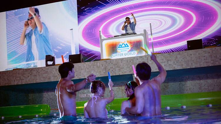 Beat the Summer at Water World Ocean Park Beat the Summer at Water World Ocean Park