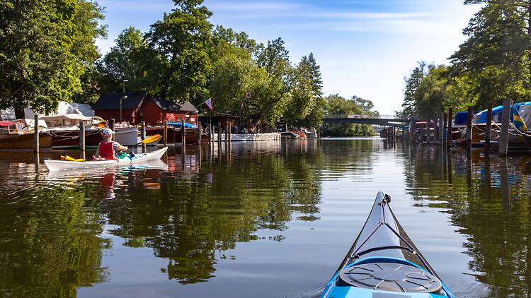 29.7 Hire a kayak and paddle across Riddarfjärden 29.7 Hire a kayak and paddle across Riddarfjärden