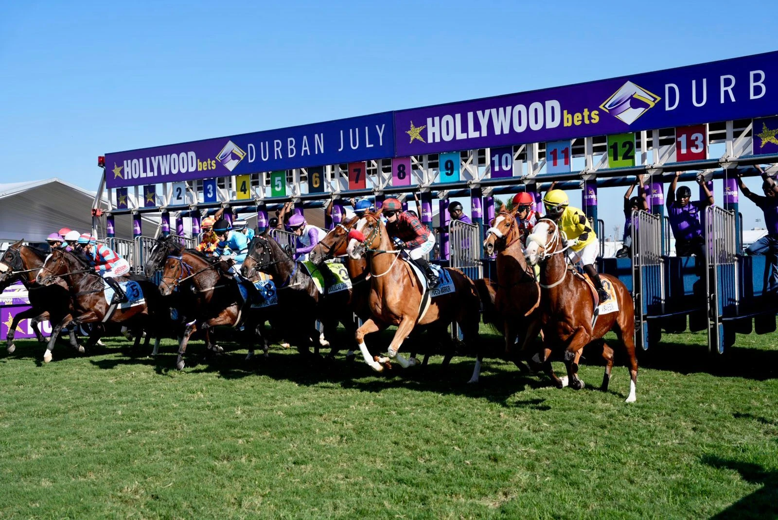 It was another exciting race for this year's R10-million Grade 1 title at the Hollywoodbets Durban July