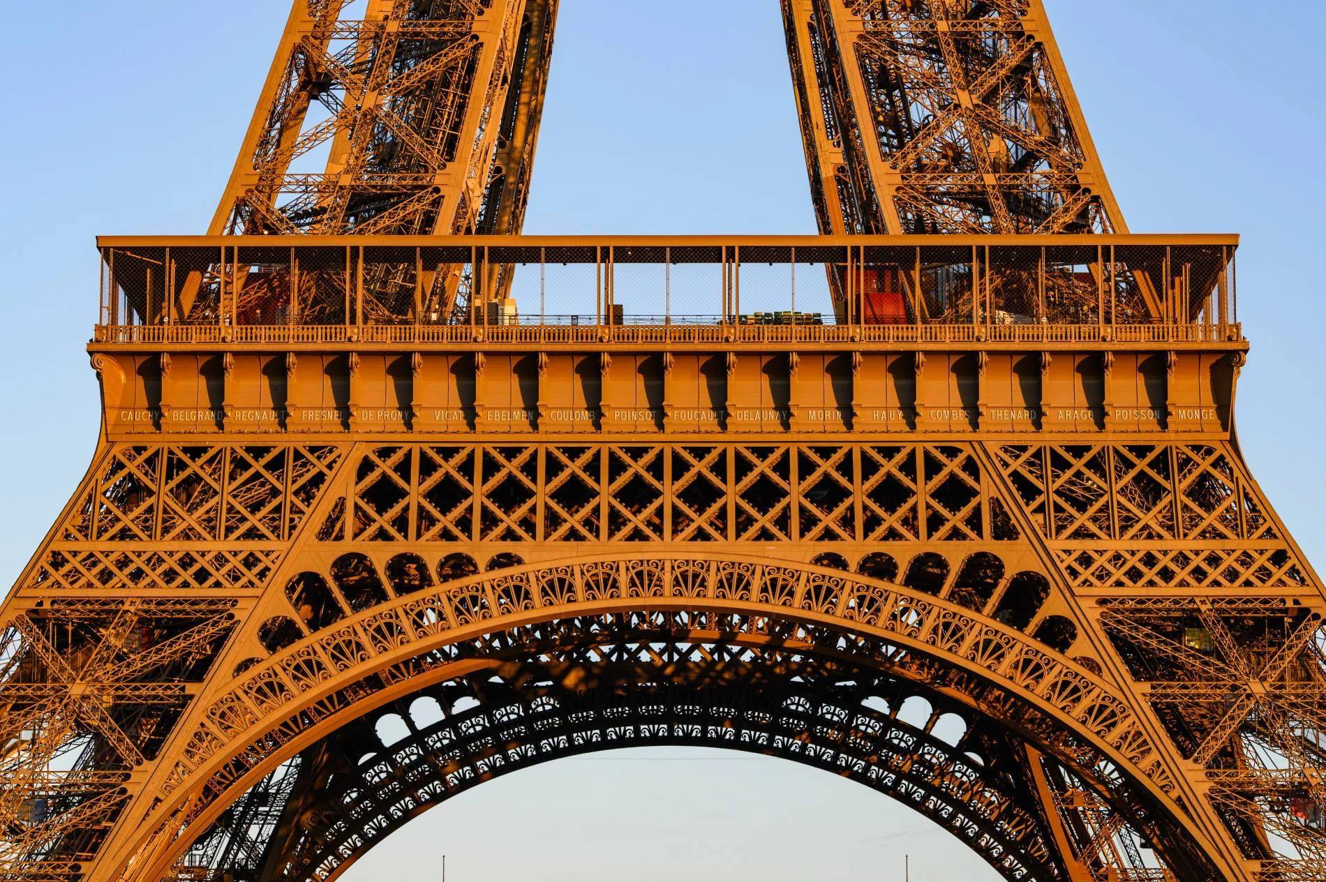 Cin&eacute;ma Paradiso va projeter des films au premier &eacute;tage de la tour Eiffel gratuitement