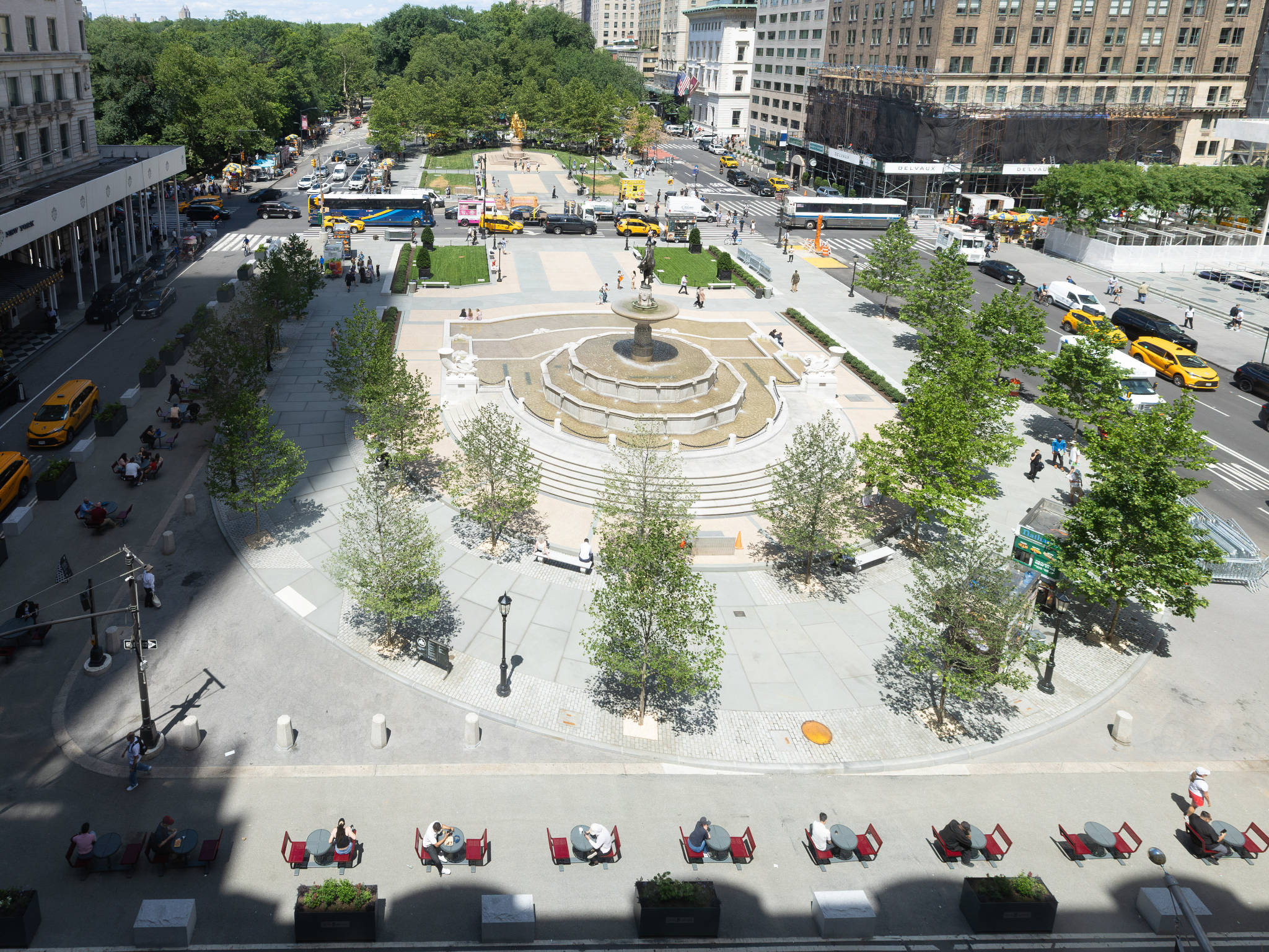 Fifth Avenue pedestrian space