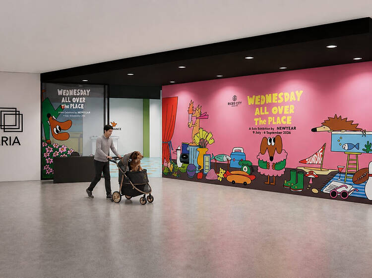 River City Bangkok's new exhibition lets you bring your pet – and it's all about a shy little dachshund River City Bangkok's new exhibition lets you bring your pet – and it's all about a shy little dachshund