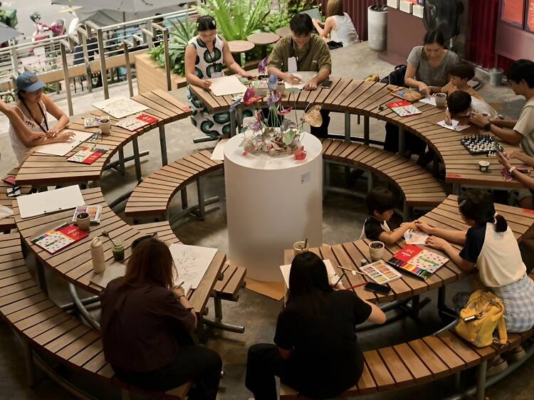 Do after-work drinks without the chaos at theCOMMONS Saladaeng Do after-work drinks without the chaos at theCOMMONS Saladaeng