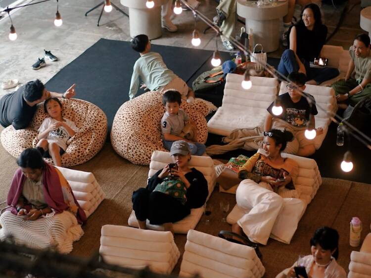 Take a mindful pause at Slowcombo Take a mindful pause at Slowcombo