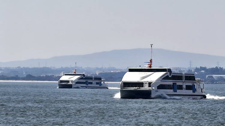 Ligações no Tejo Ligações no Tejo