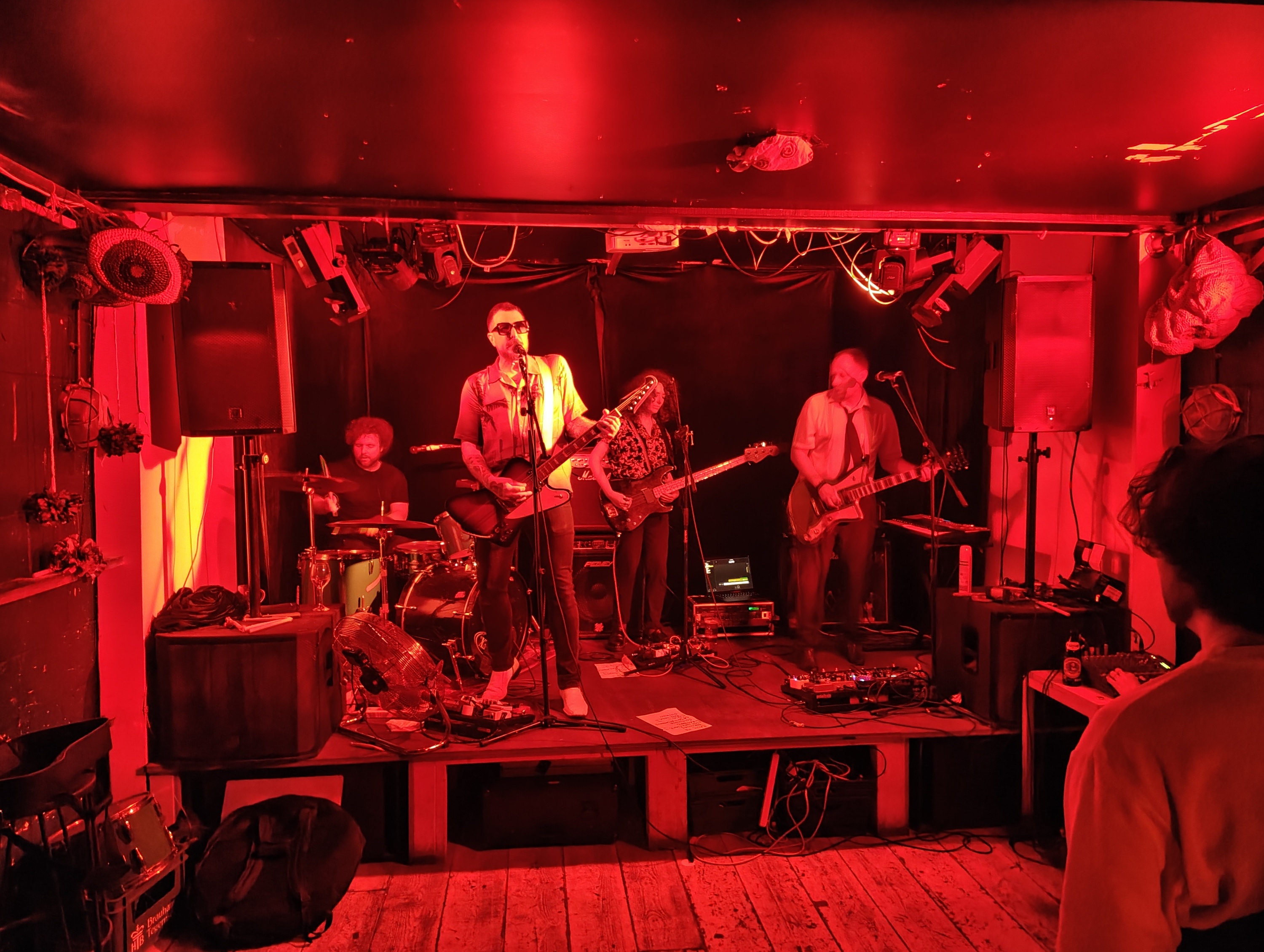 Endeavour Deptford: A no-frills dive bar with brilliant weirdness