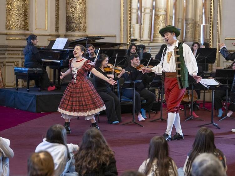 Lyric Adventures for Children at Teatro Col贸n Lyric Adventures for Children at Teatro Col贸n