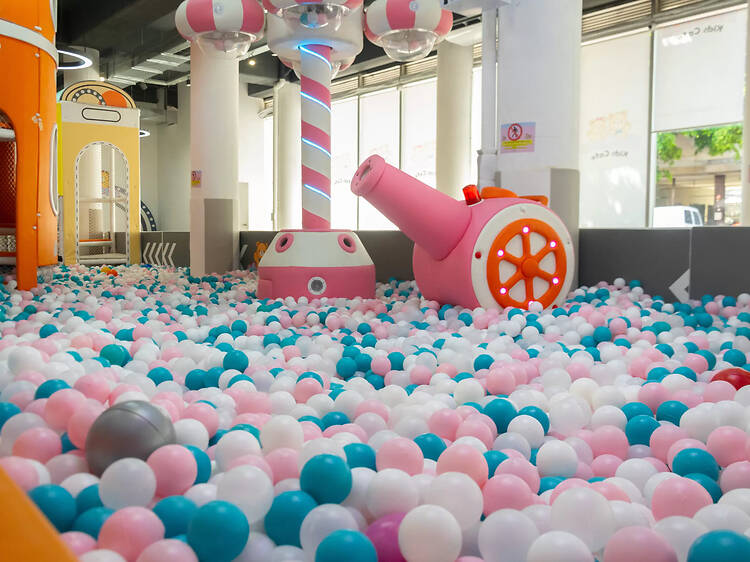 1. Mococo Kids Cafe