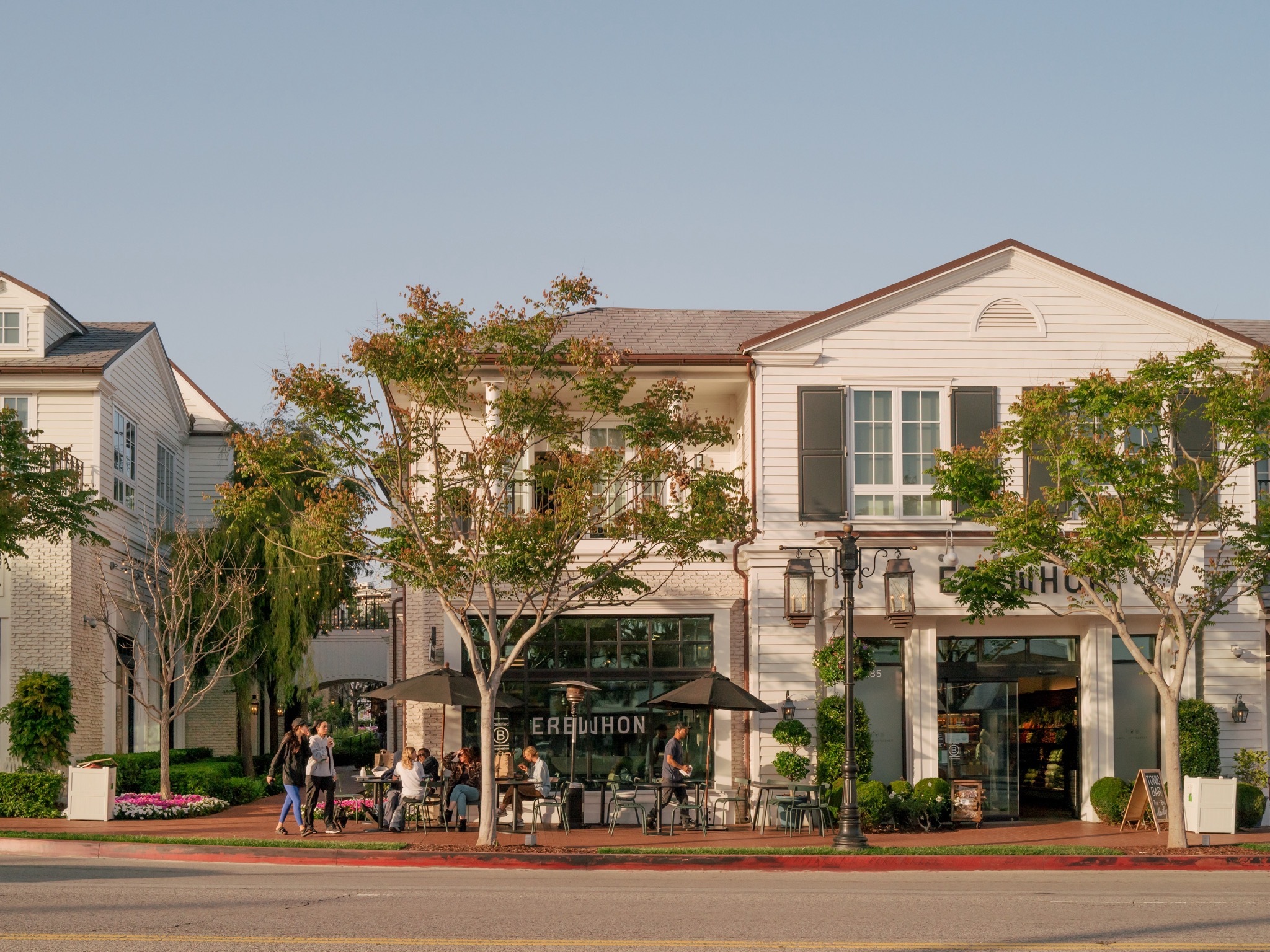 One of the only surviving retail blocks of the Palisades Fire will reopen this August