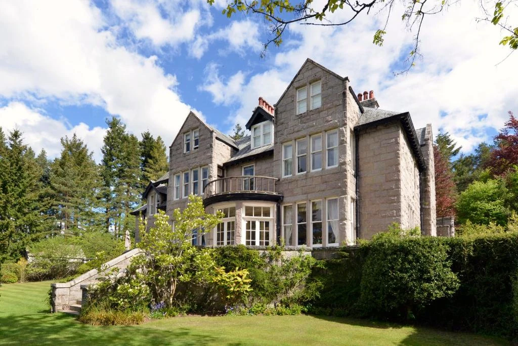 Lys-Na-Greyne Country House