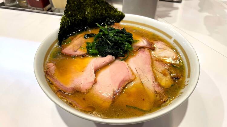 池袋ラーメン 梟