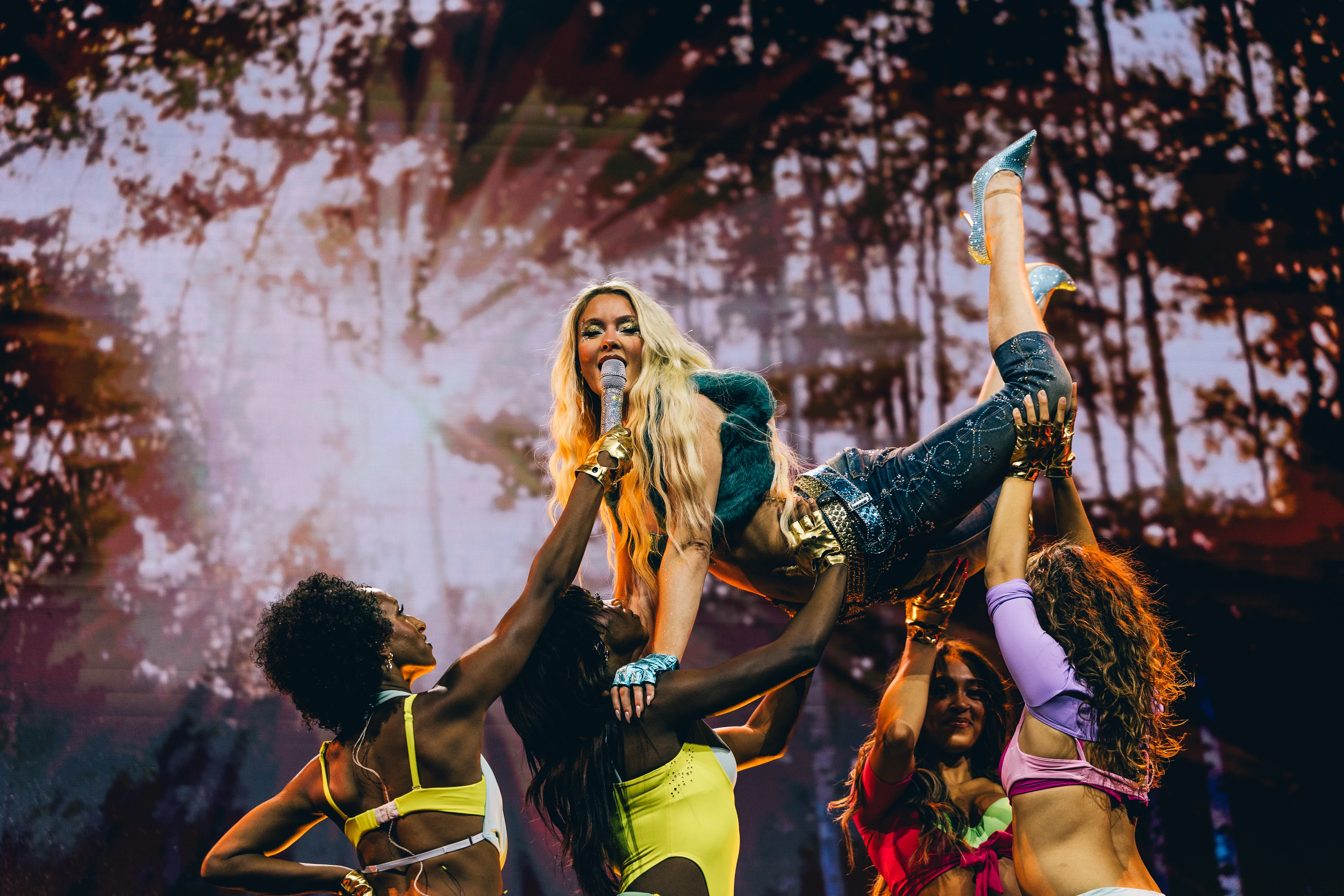 Zara Larsson, Nos Alive