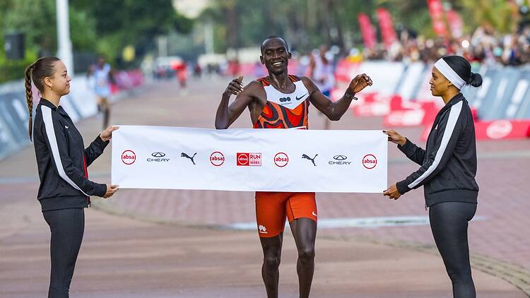 Joshua Cheptegei, multiple Olympic and World Champion, delivered one of the finest 10km road performances ever witnessed on South African soil. Joshua Cheptegei, multiple Olympic and World Champion, delivered one of the finest 10km road performances ever witnessed on South African soil.