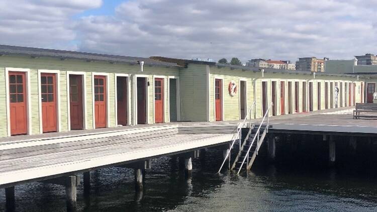 Bada och basta på Ribbans kallbadhus Bada och basta på Ribbans kallbadhus