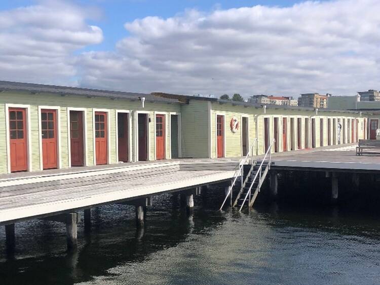 Bada och basta på Ribbans kallbadhus Bada och basta på Ribbans kallbadhus