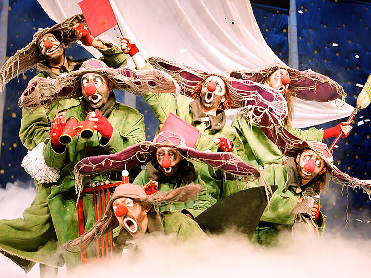 Add more whimsy and silly into your life with Slava’s Snowshow Add more whimsy and silly into your life with Slava’s Snowshow