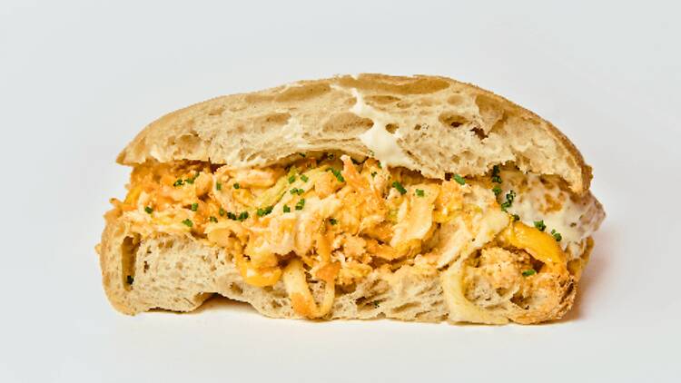 Un bocadillo Kimchi Chicken (13,50 €) de Grab Un bocadillo Kimchi Chicken (13,50 €) de Grab