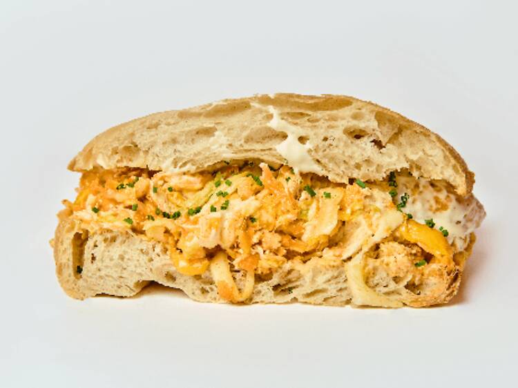 Un bocadillo Kimchi Chicken (13,50 €) de Grab Un bocadillo Kimchi Chicken (13,50 €) de Grab