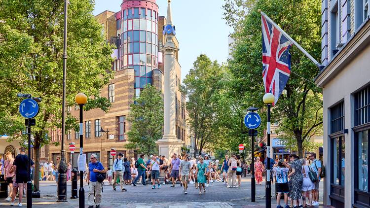 Covent Garden's Seven Dials in the summer Covent Garden's Seven Dials in the summer