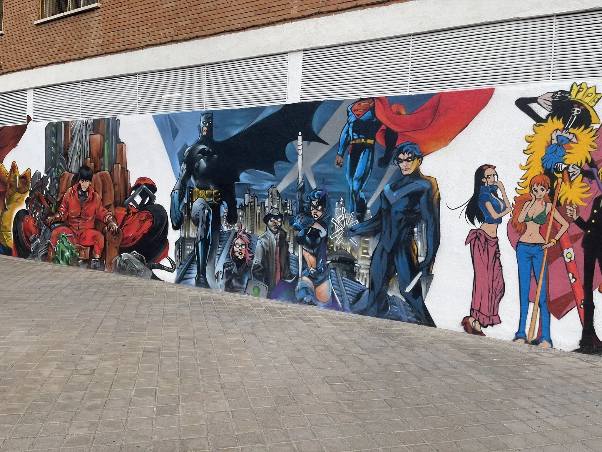 Nuevo mural en Akira C&oacute;mics