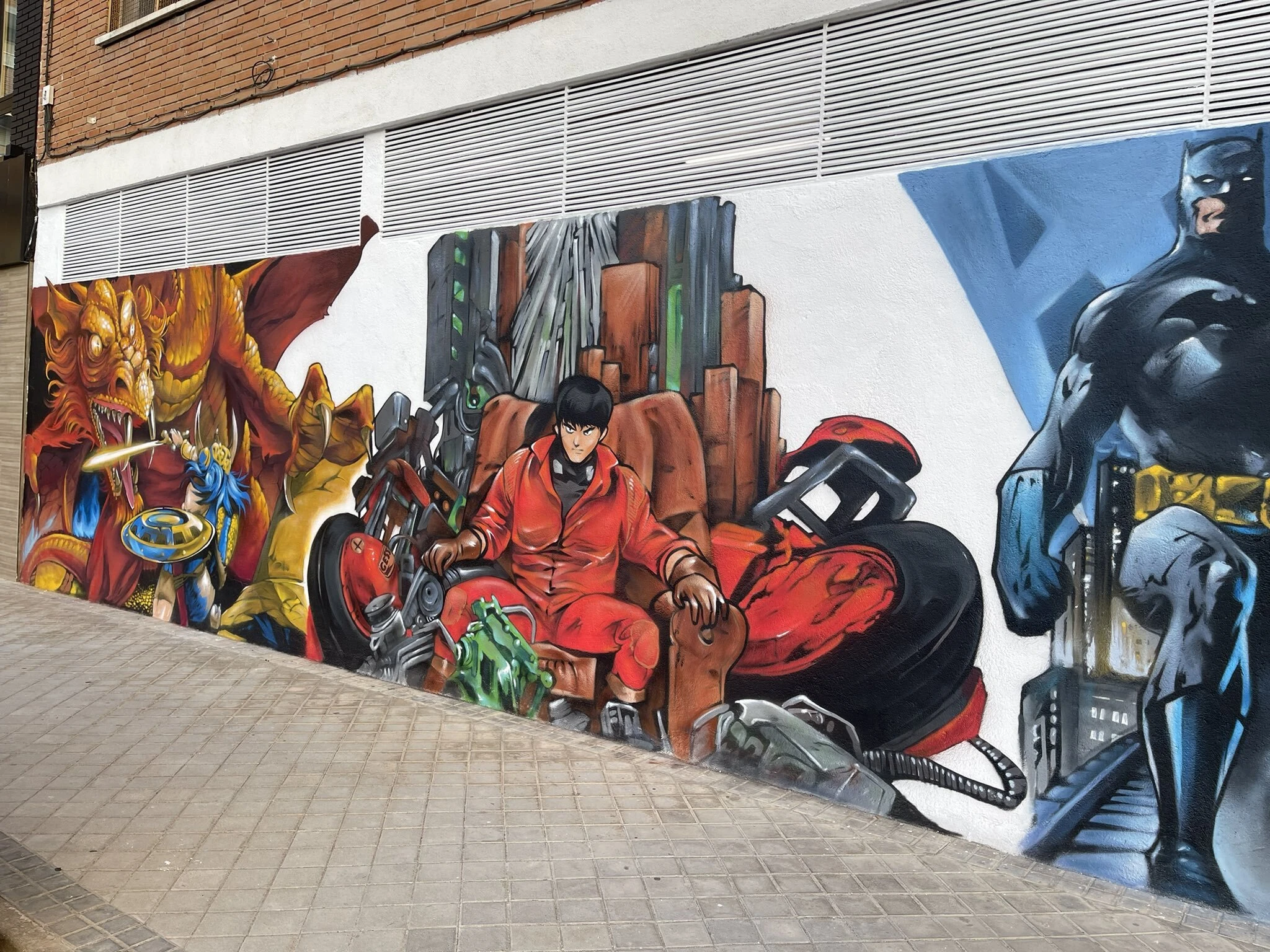 Nuevo mural en Akira C&oacute;mics