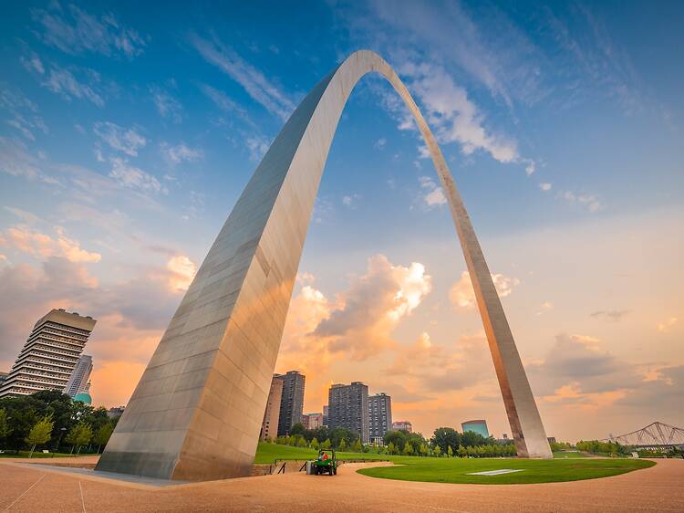 I went up the world’s tallest arch in the American Midwest and it was terrifying