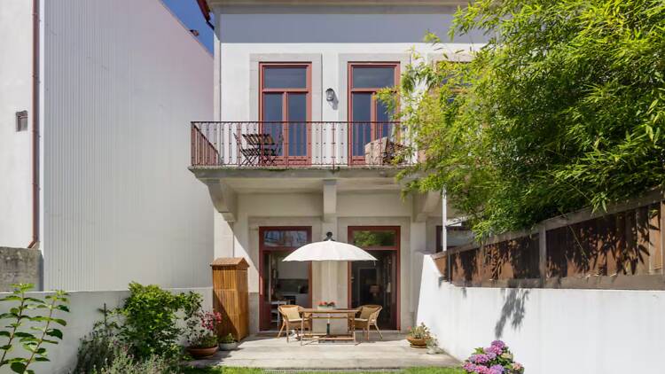 The sunny, ground-floor flat for two The sunny, ground-floor flat for two