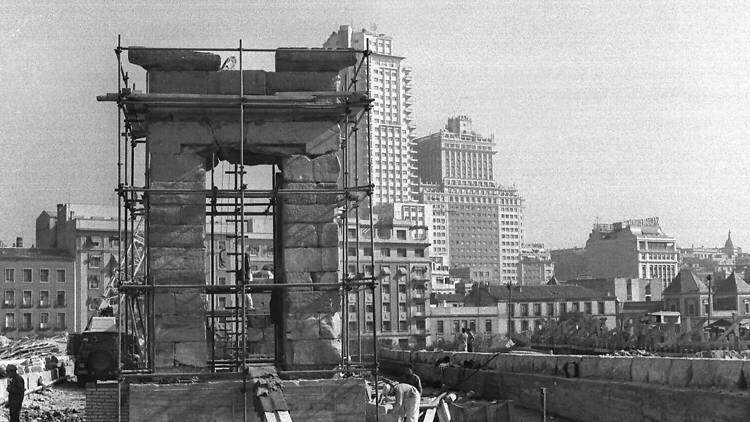 Madrid en construcción, 1940-1985 (El Águila). Madrid en construcción, 1940-1985 (El Águila).