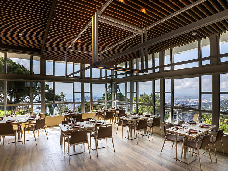Explorar el Parc: un restaurant i un mirador Explorar el Parc: un restaurant i un mirador