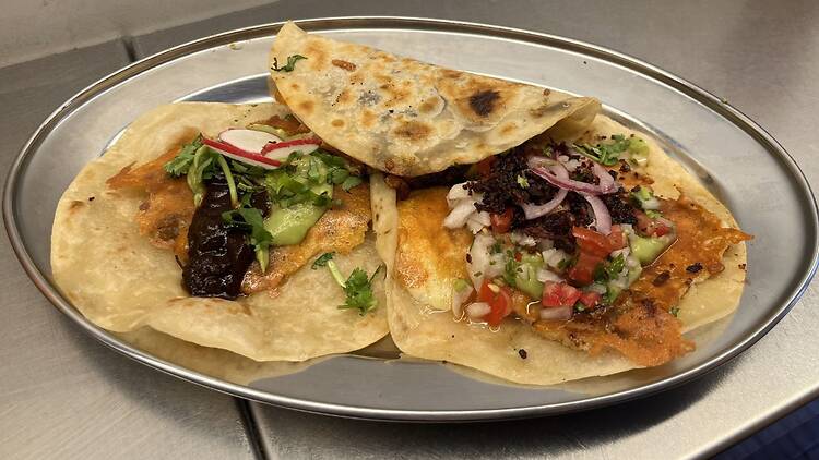 Tacos en La Veintiocho
