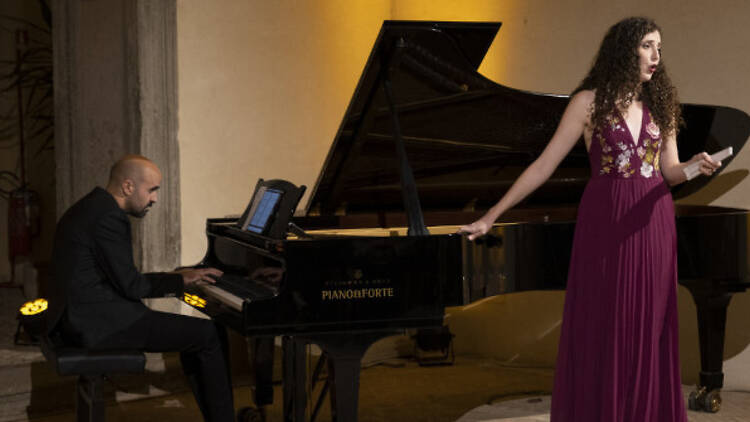 Notte a Napoli. Homenaje a la canción napolitana. Notte a Napoli. Homenaje a la canción napolitana.