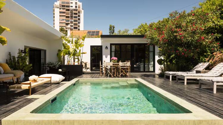 The annexe with the heated pool The annexe with the heated pool