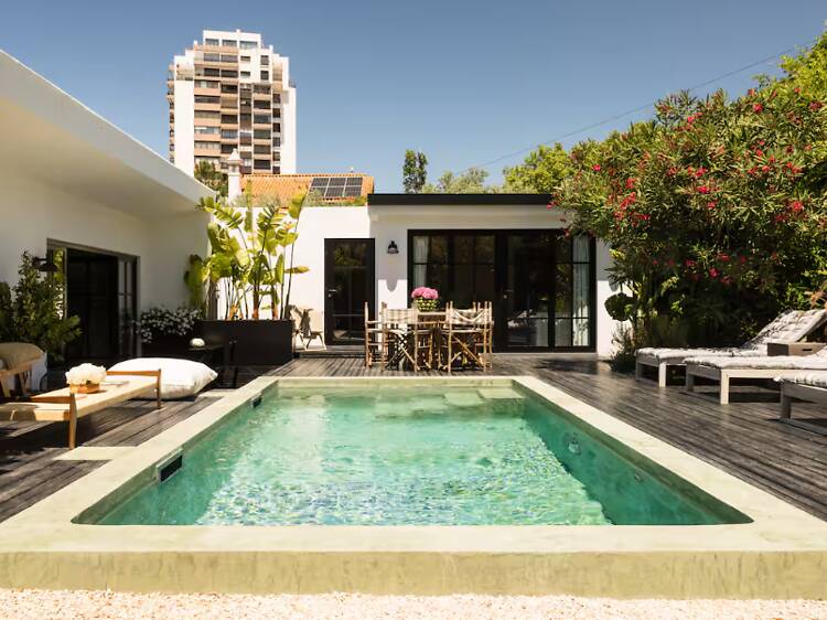 The annexe with the heated pool The annexe with the heated pool